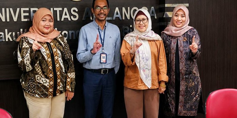 Memperkuat kemitraan dengan FEB Universitas Airlangga